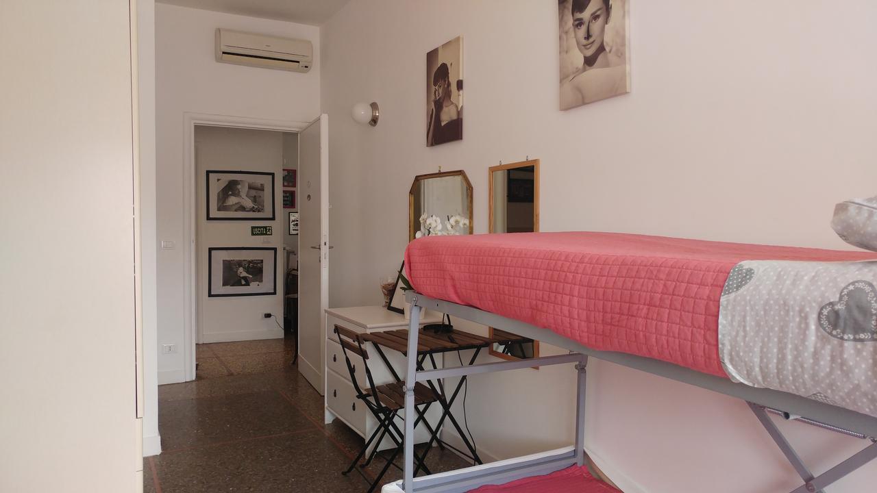 Ciak Rooms Рим Екстер'єр фото